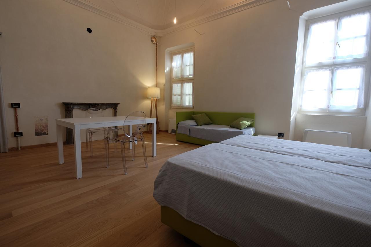 Palazzo Sacco Hostello 포사노 외부 사진