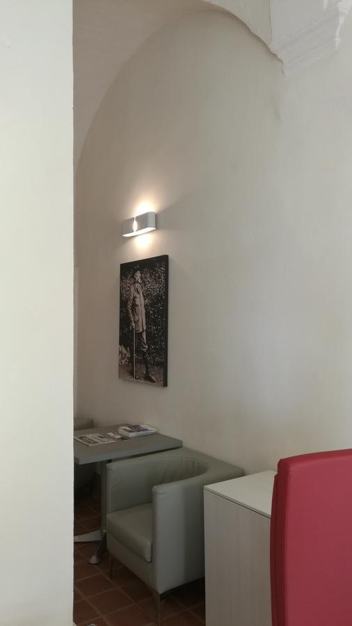 Palazzo Sacco Hostello 포사노 외부 사진